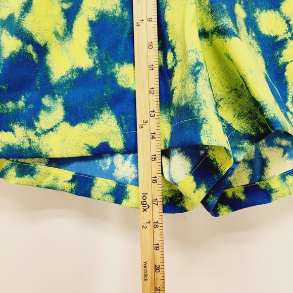 The North Face Running Shorts Women's Size XXL Regular Tie-Dye Blue/Yellow NEW - Picture 9 of 11